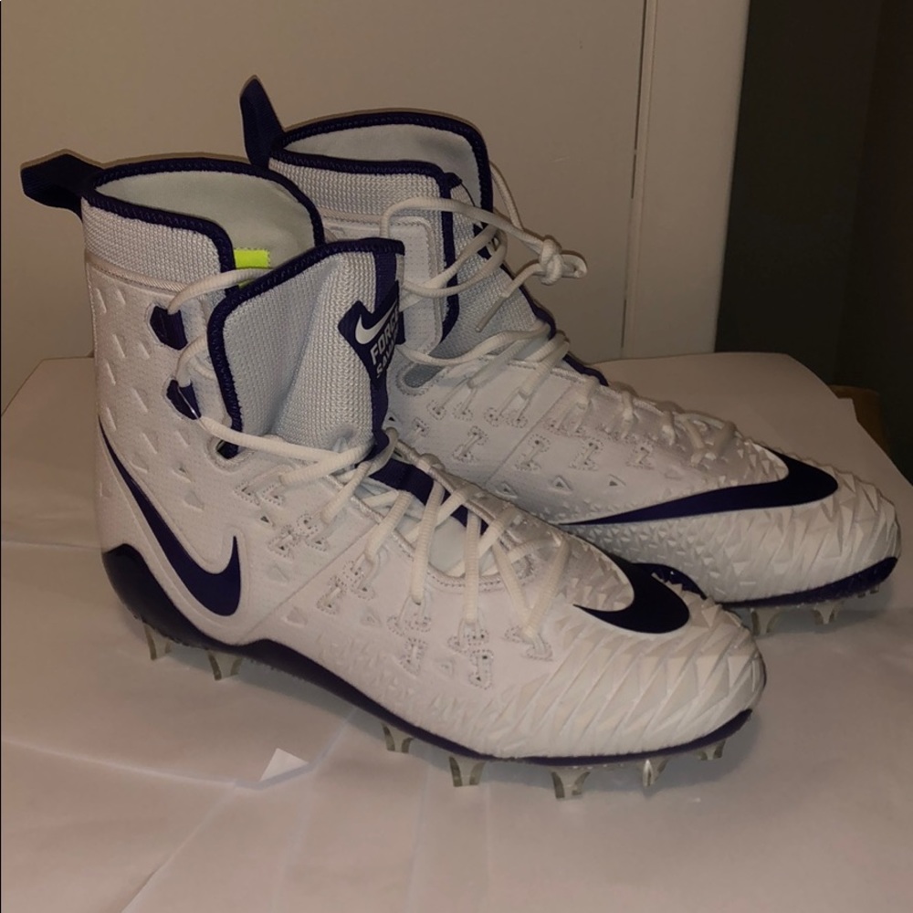 Nike Force Savage hightop cleats Size 12 NWT